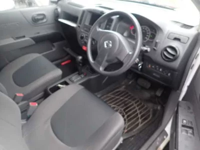 Nissan AD