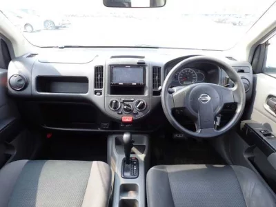 Nissan AD