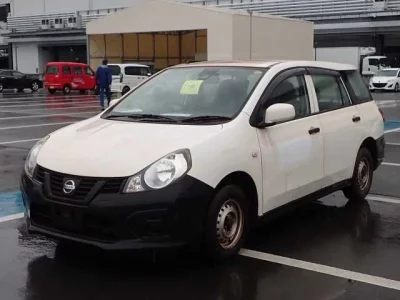 Nissan AD