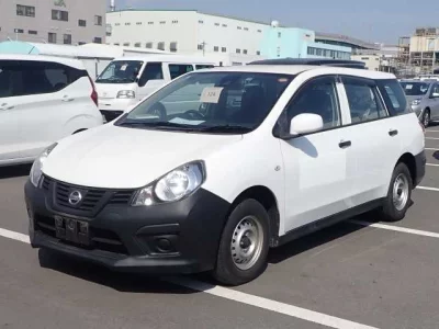Nissan AD
