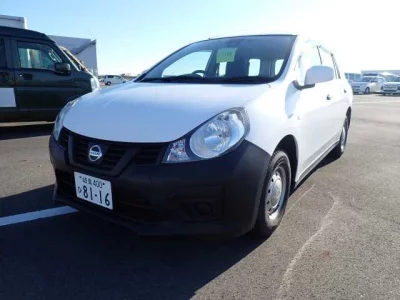Nissan AD