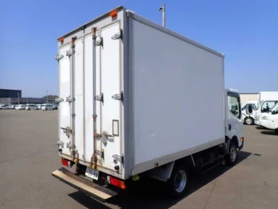 Nissan ATLAS