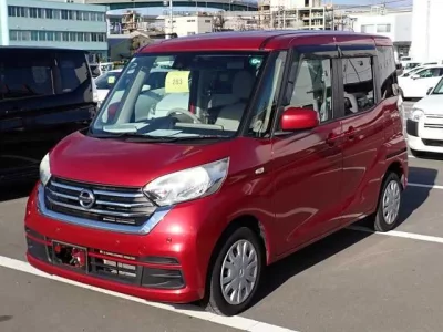 Nissan Dayz Roox