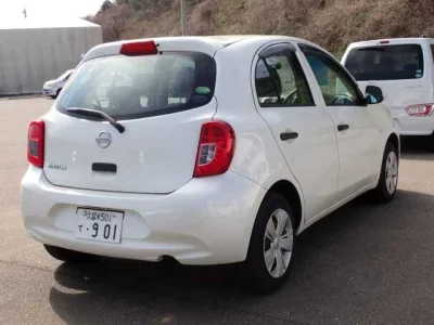 Nissan March