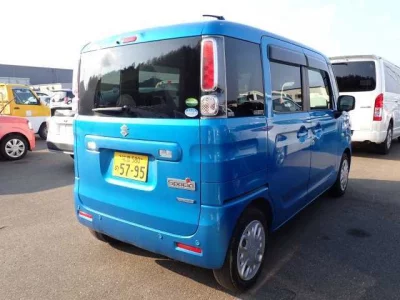 Suzuki Spacia