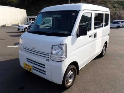 Mitsubishi Minicab Van