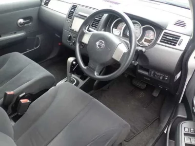 Nissan Tiida Latio