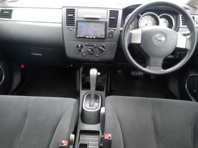 Nissan Tiida Latio