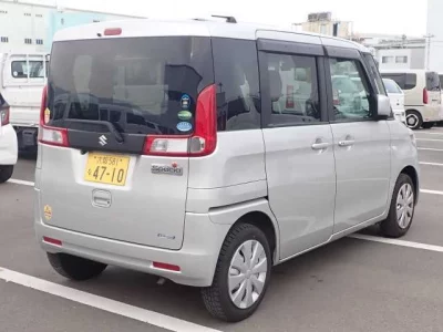 Suzuki Spacia