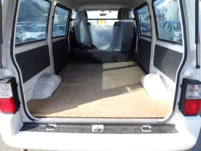 Mazda BONGO VAN