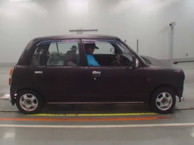 Daihatsu MIRA