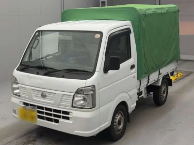 Nissan NT100 Clipper