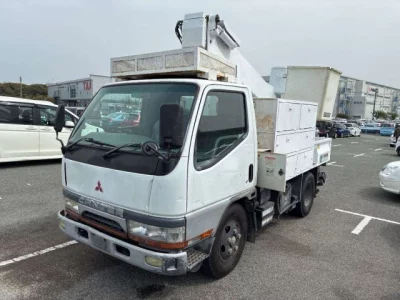 Mitsubishi Fuso Canter