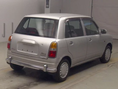 Daihatsu Mira