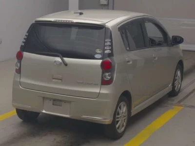 Daihatsu Mira