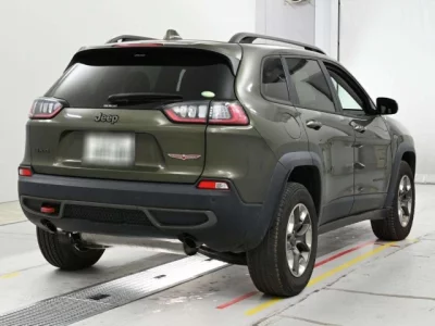 Jeep CHEROKEE
