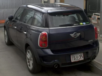 MINI Crossover