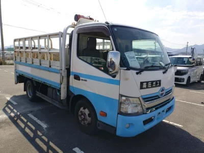 Hino DUTRO