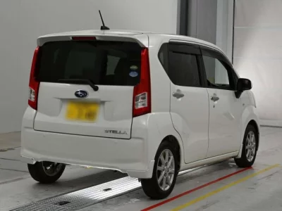 Subaru STELLA