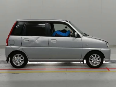 Subaru PLEO