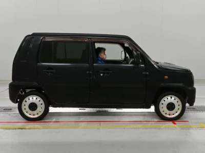 Daihatsu Naked