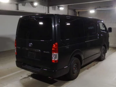 Toyota HiAce Van