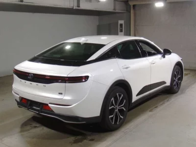 Toyota Crown Crossover