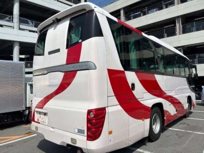 Isuzu Gala