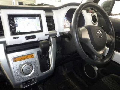 Mazda Flair Crossover