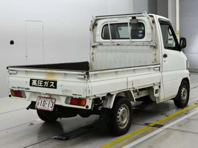 Nissan CLIPPER TRUCK