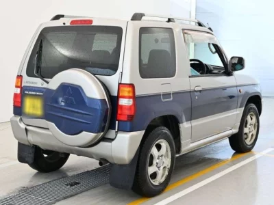 Mitsubishi Pajero Mini