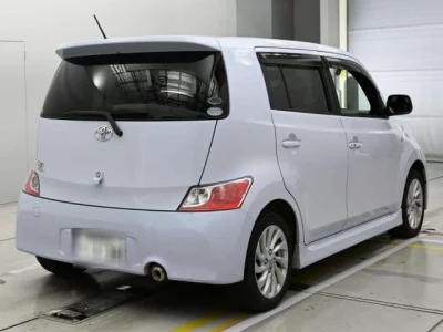 Toyota bB