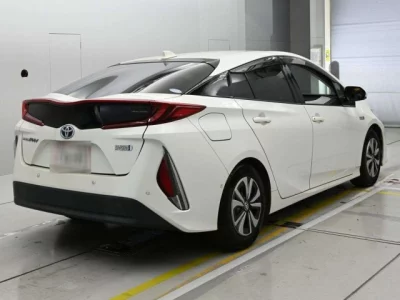 Toyota PRIUS PHV