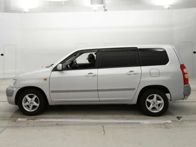 Toyota Succeed