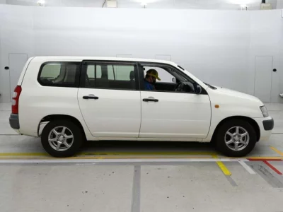 Toyota Succeed