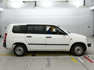 Toyota Succeed