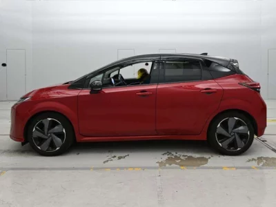 Nissan Aura