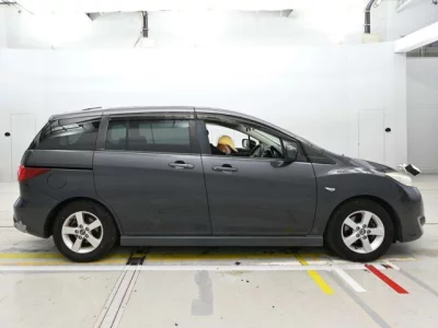 Nissan Lafesta
