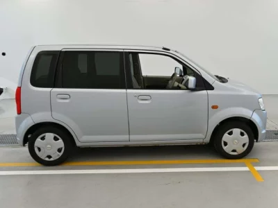 Nissan Otti