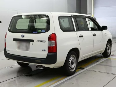 Toyota Succeed