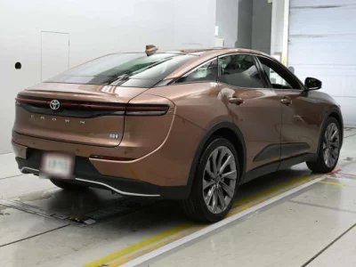 Toyota CROWN CROSSOVER