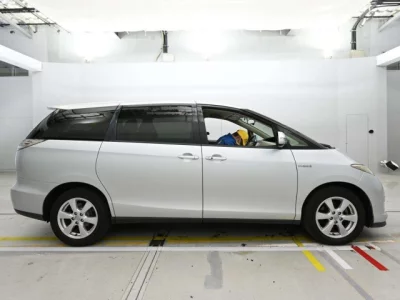 Toyota ESTIMA HYBRID