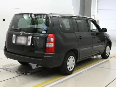 Toyota Succeed