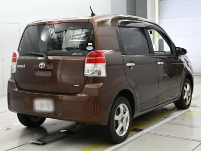 Toyota Spade