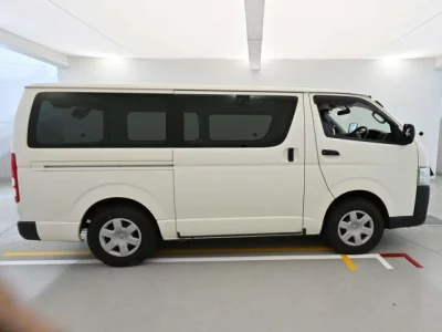 Toyota RegiusAce