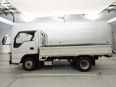 Mazda Titan