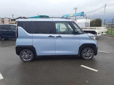 Mitsubishi Delica Mini