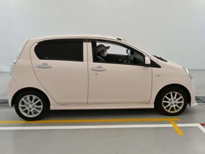 Toyota Pixis Epoch