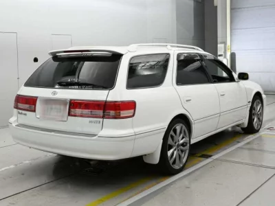 Toyota Mark II Wagon Qualis