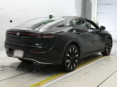 Toyota Crown Crossover